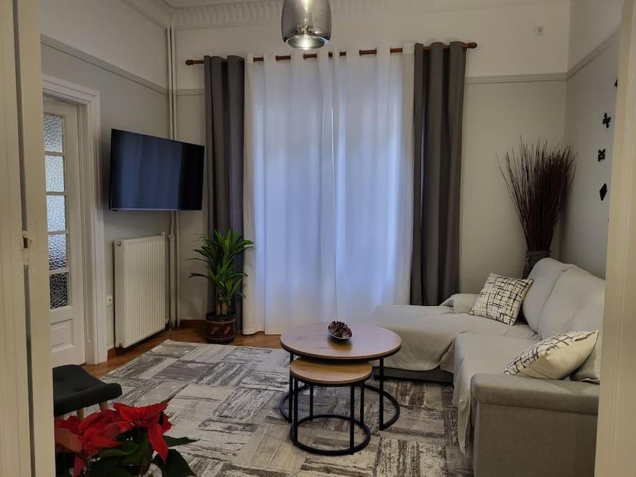 Plaka Sofi Suite Athena Bagian luar foto