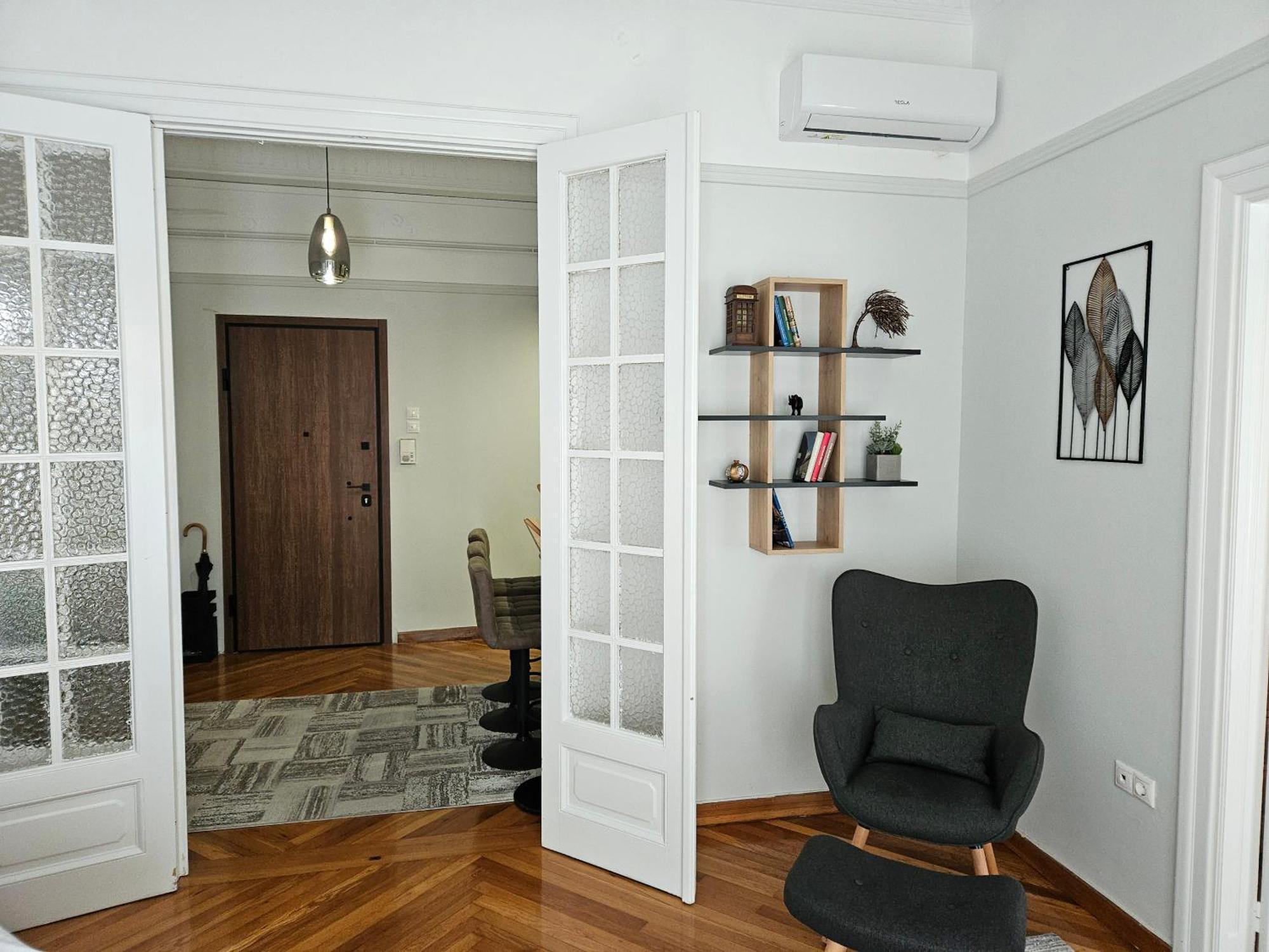 Plaka Sofi Suite Athena Bagian luar foto